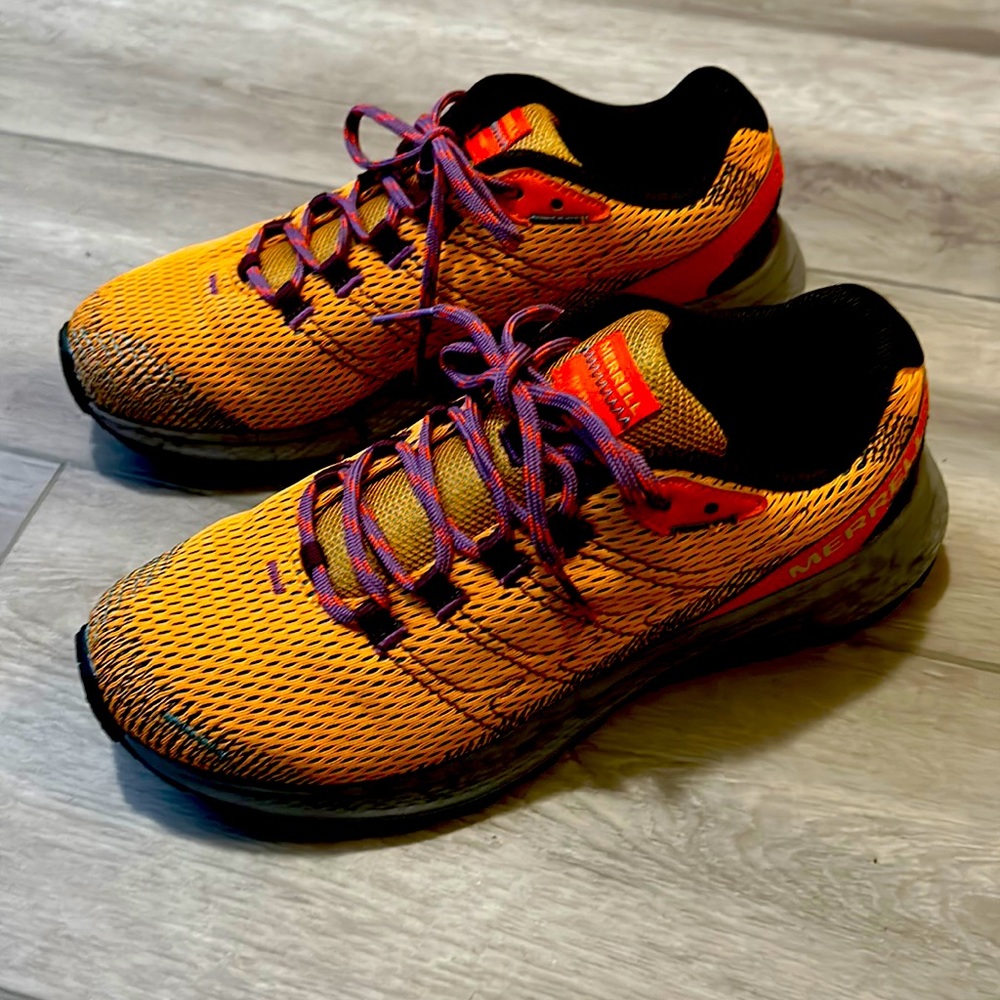 Merrell ladies, running or walking shoes